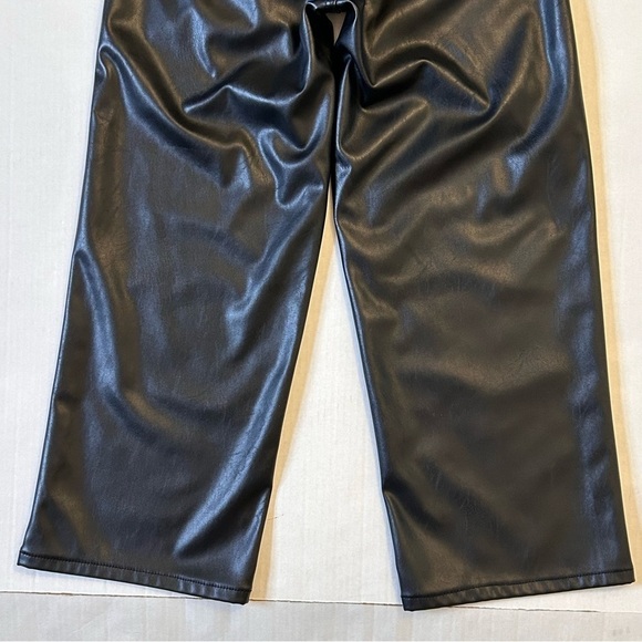 Dollhouse Black Vegan Leather Wide Leg Cropped Pants 25 - Picture 11 of 13